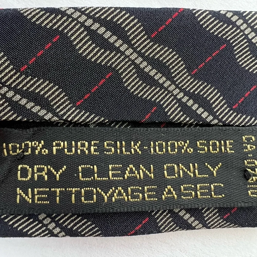 Giorgio Armani Cravette 100% Silk Classic Tie